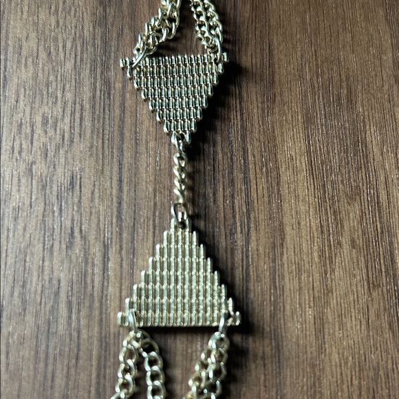 Gold Geometric Chain Bracelet - Picture 4 of 10